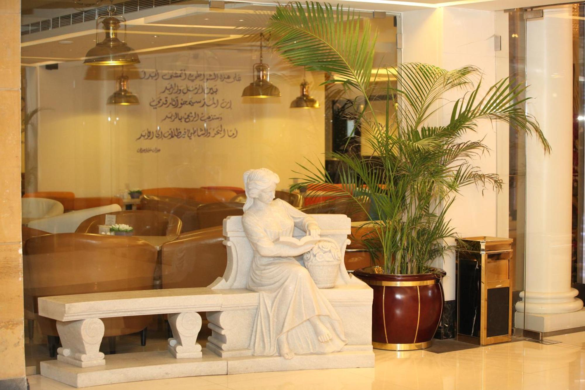 Portaluna Hotel & Resort Jounieh Esterno foto